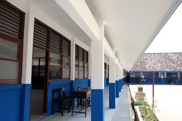 Peruri Renovasi Rumah...