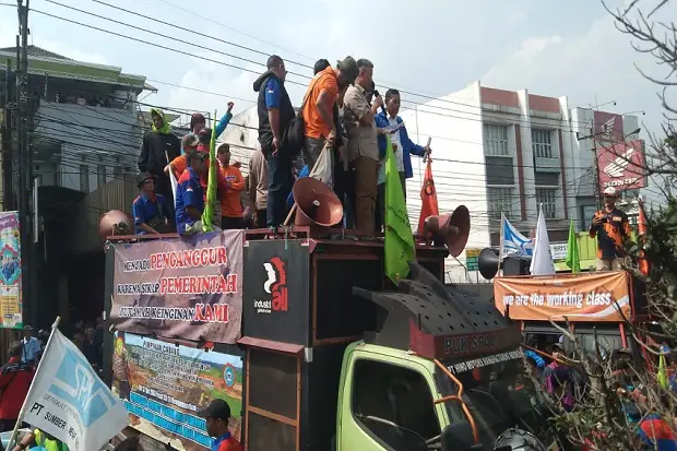 Tampung Aspirasi Buruh...