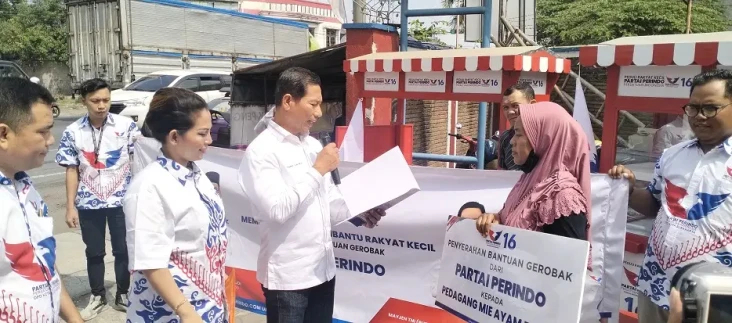 DPD Perindo Solo Serahkan...