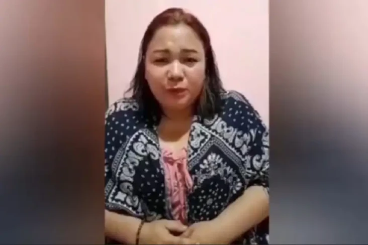 Berurai Air Mata, Bu...