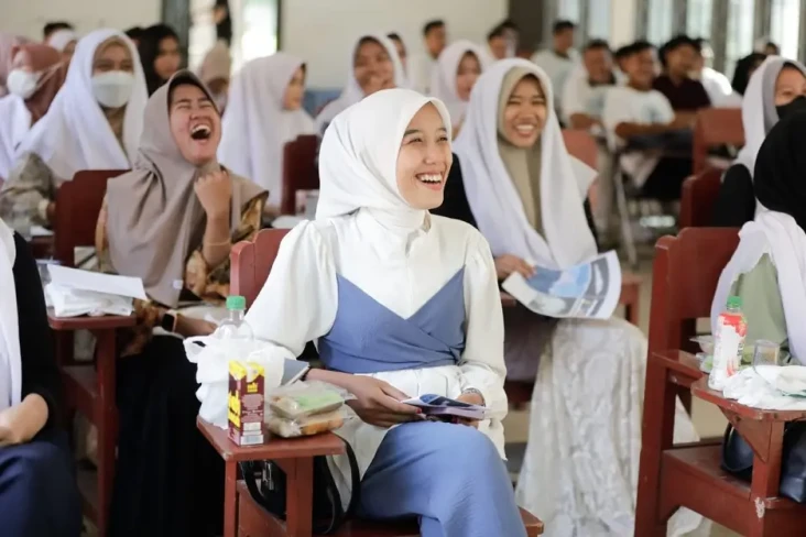 Hindari Jeratan Narkoba,...