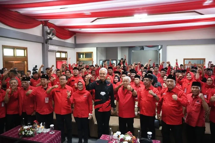 Ganjar Ajak Para Suami...