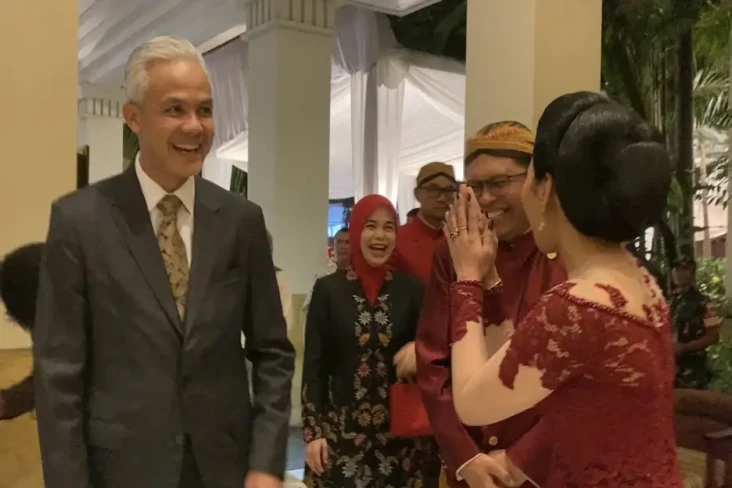 Ganjar Pranowo Hadiri...