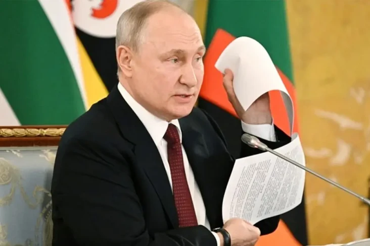 Pertama Kalinya, Putin...