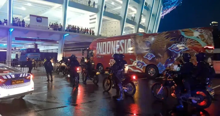 Bus Timnas Indonesia...