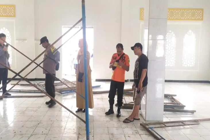 Masjid di Cibinong Bogor...