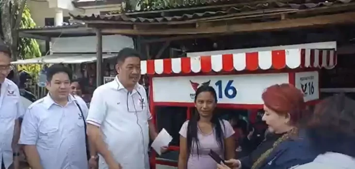 Dapat Bantuan Gerobak...