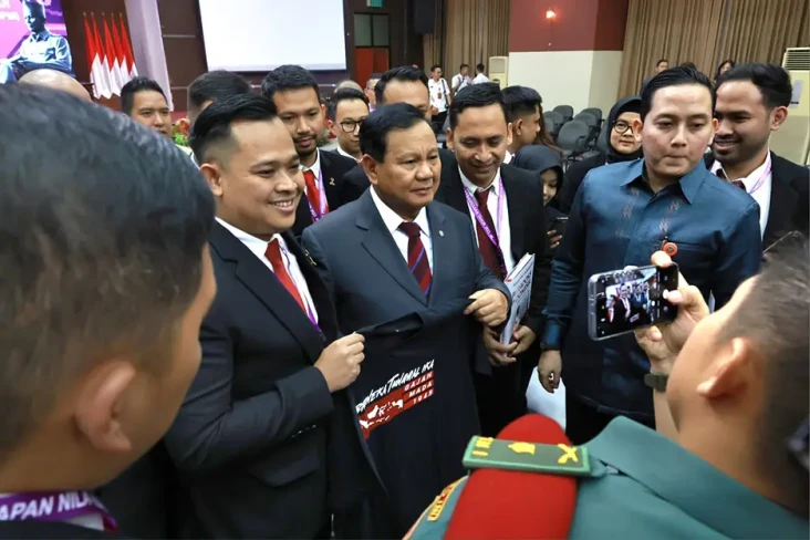 Beri Pembekalan ke Hipmi,...