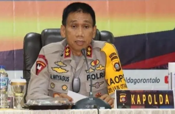Perwira Polisi Jabar...