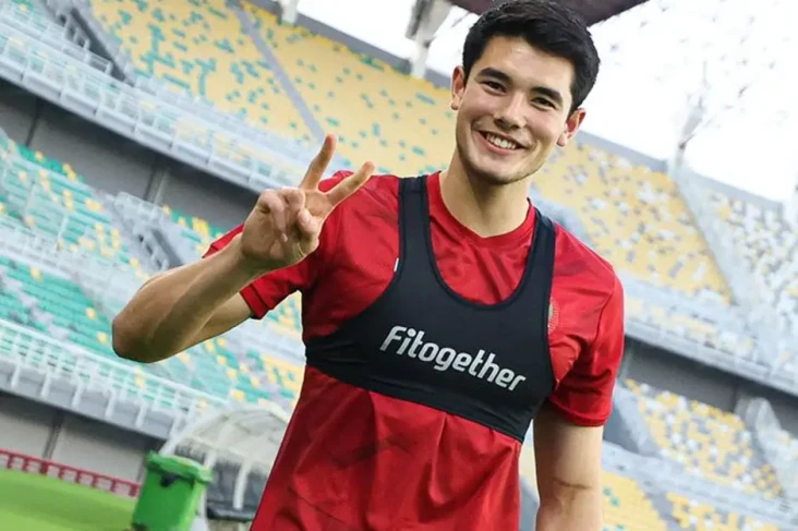 Senangnya Elkan Baggott...