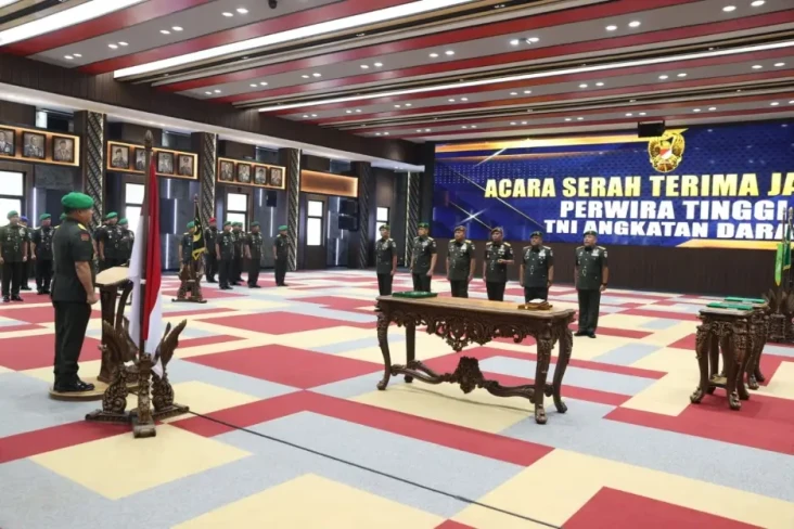 Jenderal Dudung Pimpin...
