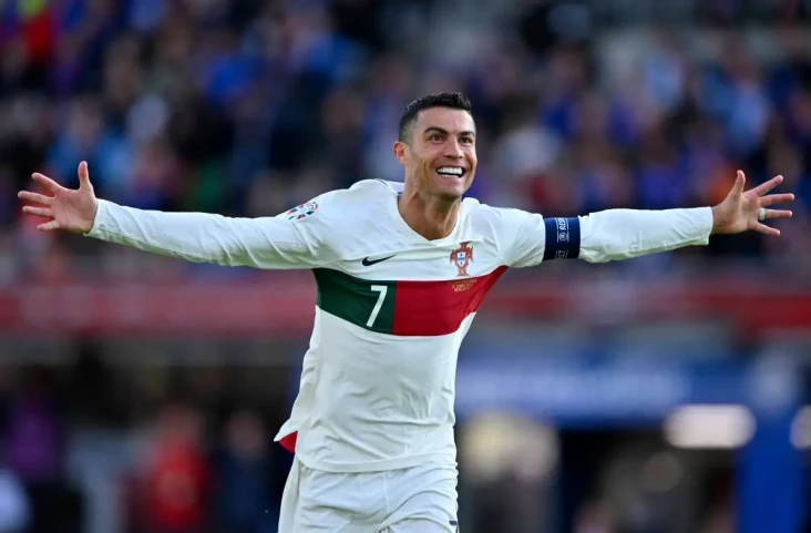 Sejarah Cristiano Ronaldo!...
