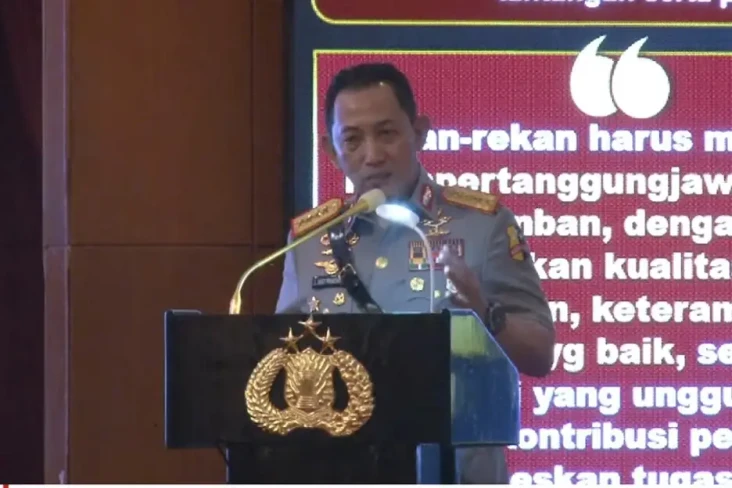 Kapolri Tekankan Pentingnya...