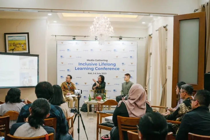 Prakerja Bersama UNESCO...