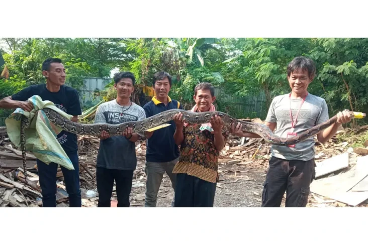 Membahayakan Warga,...