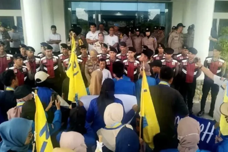 PMII Desak Tata Kelola...