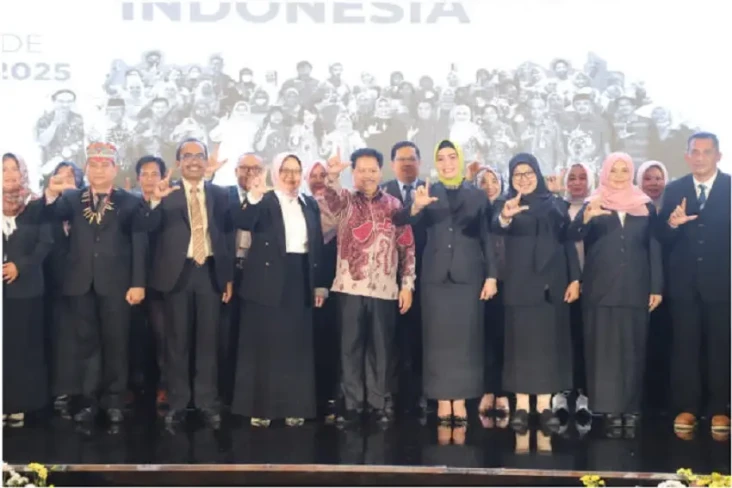 Penguatan Literasi Masyarakat...