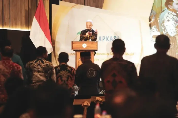 Ganjar Tekankan Pentingnya...
