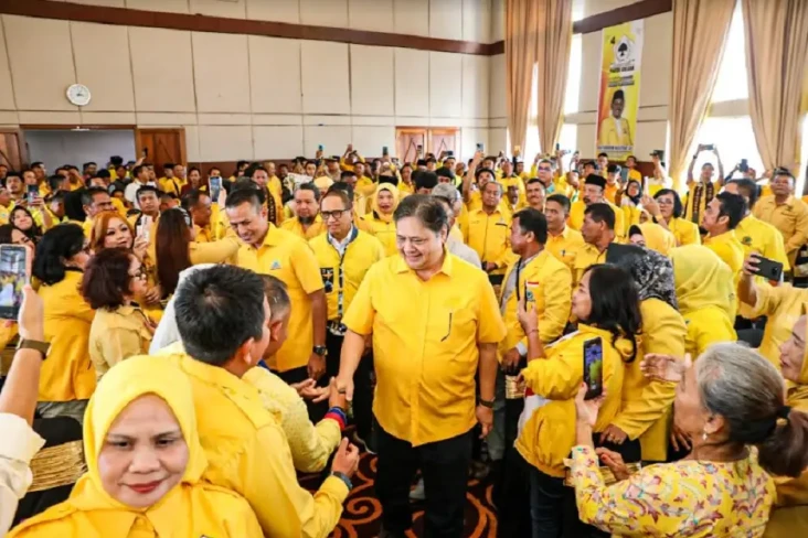 Golkar Akan Bangun Koalisi...