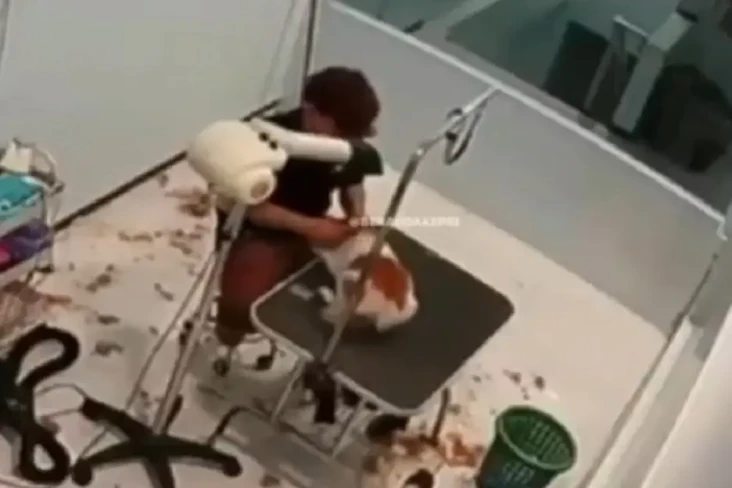 Viral! Pegawai Klinik...