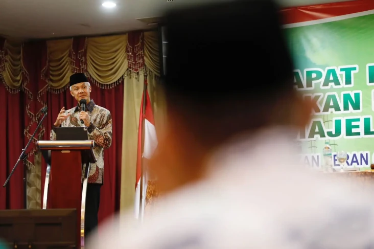 Ganjar Pranowo Bakal...
