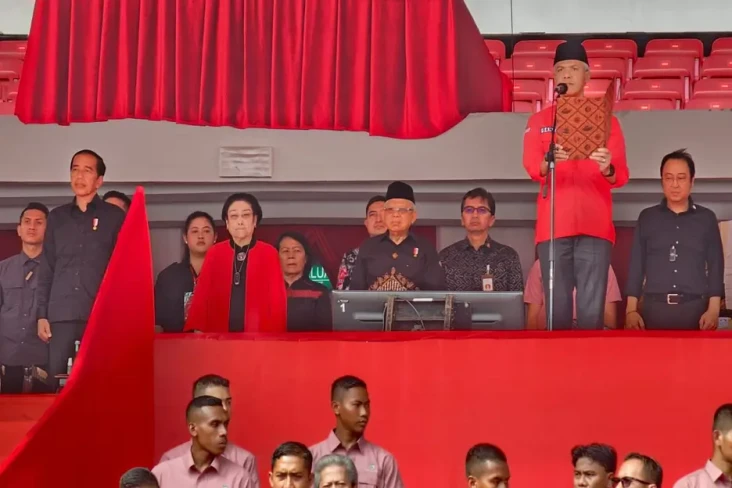 Bergetar, Ganjar Bacakan...