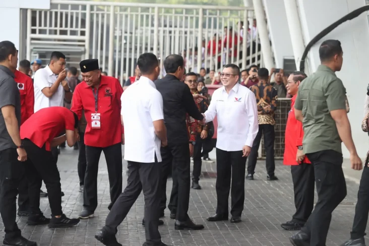 Momen HT Hadir di Puncak...
