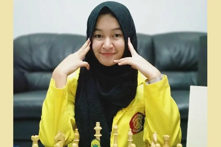 Medina Warda, Mahasiswa...