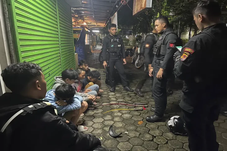 5 Remaja Diduga Pelaku...