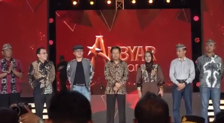 Konser Ambyar Awards,...