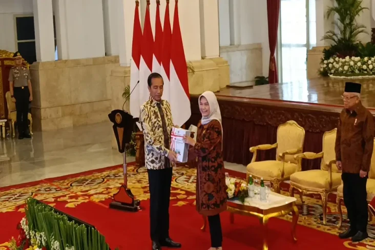 LKPP 2022 Raih Predikat...