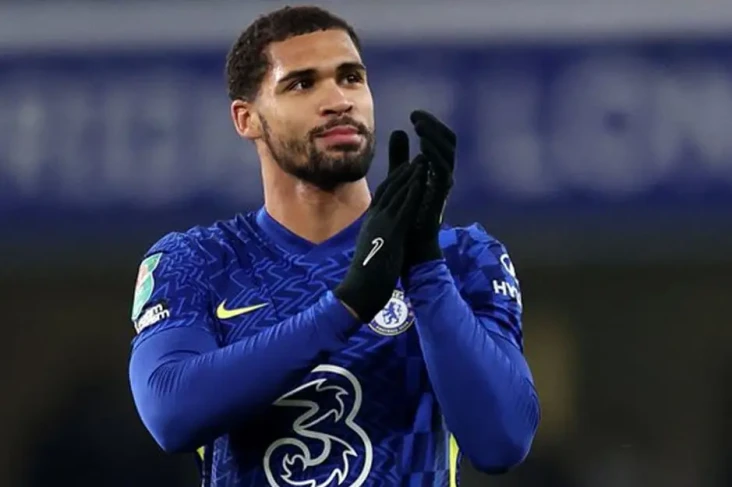 Chelsea Cuci Gudang!...