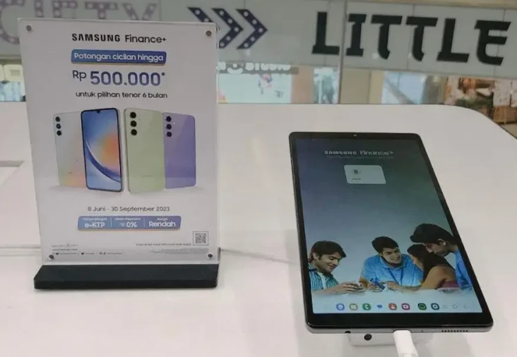 Samsung-Kredivo Permudah...