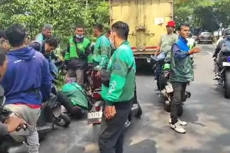 Rem Blong saat Nanjak,...