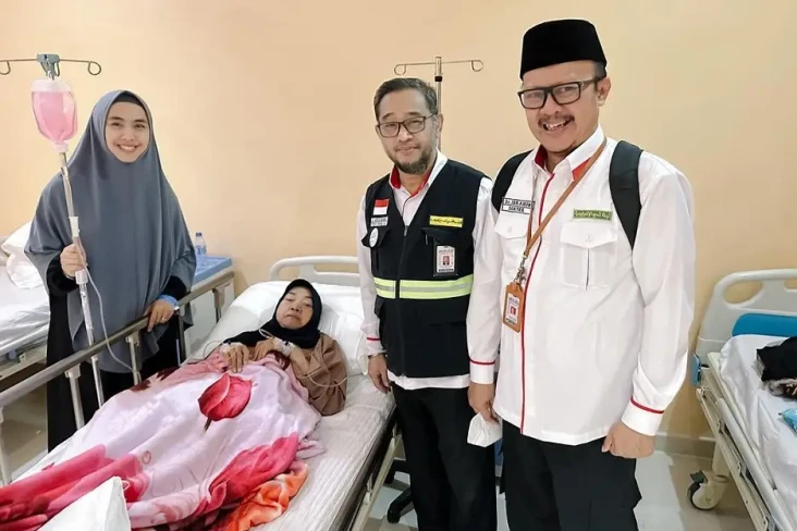 Sakit, Ibunda Oki Setiana...
