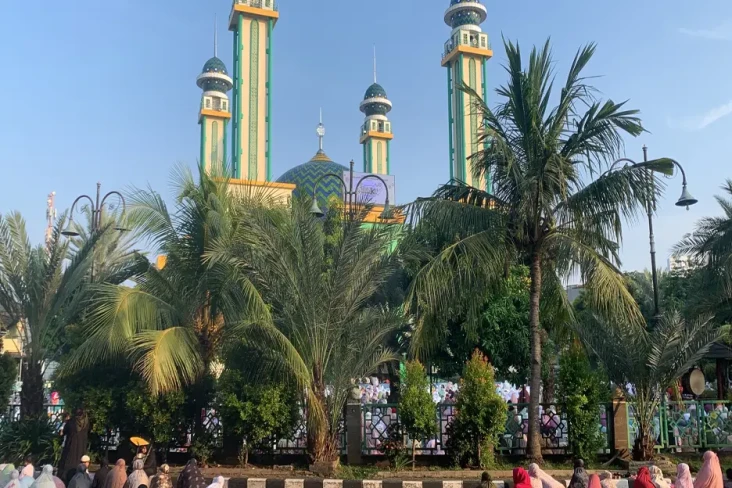 Besok Salat Iduladha,...