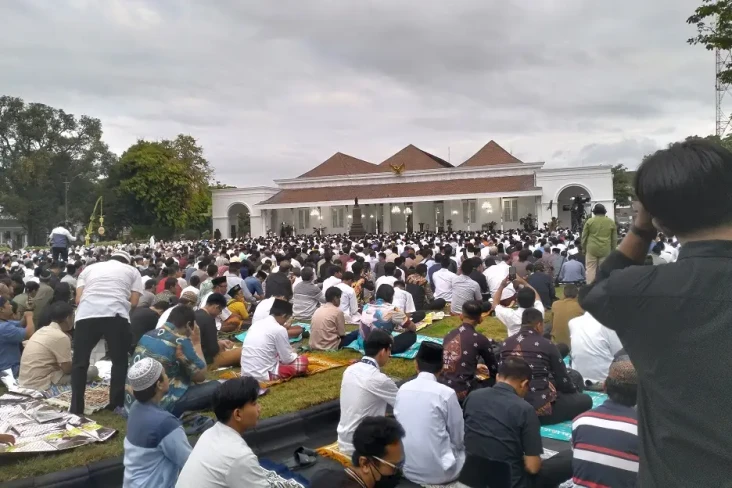 Khatib Salat Id Istana...