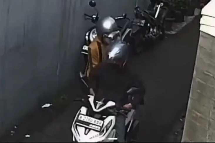 Maling Motor di Tanjung...