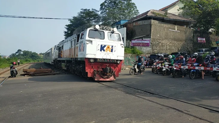 Terdampak Longsor, Perjalanan...