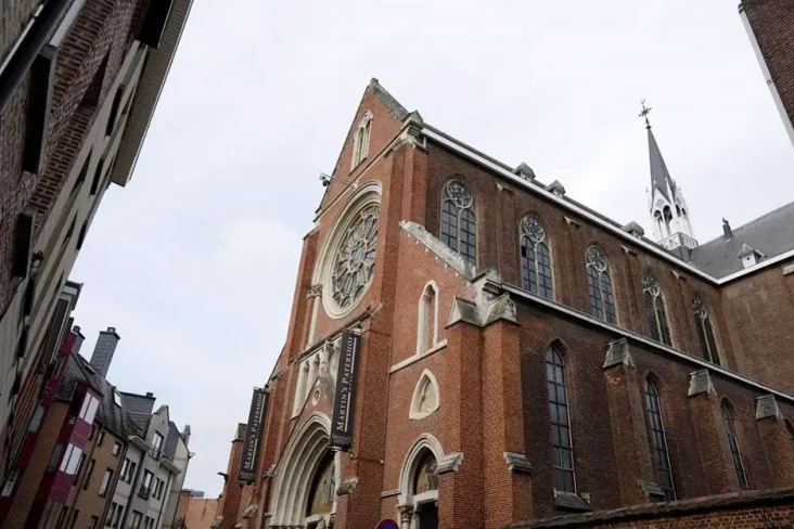 Fenomena Gereja-gereja...
