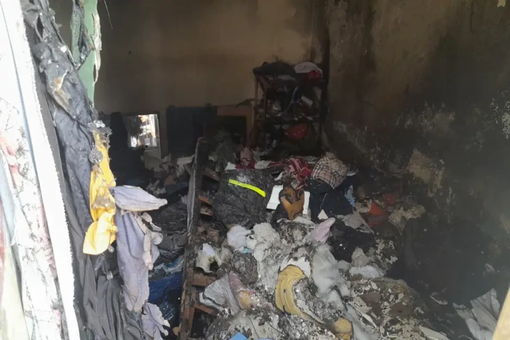 Penampakan Rumah Hangus...