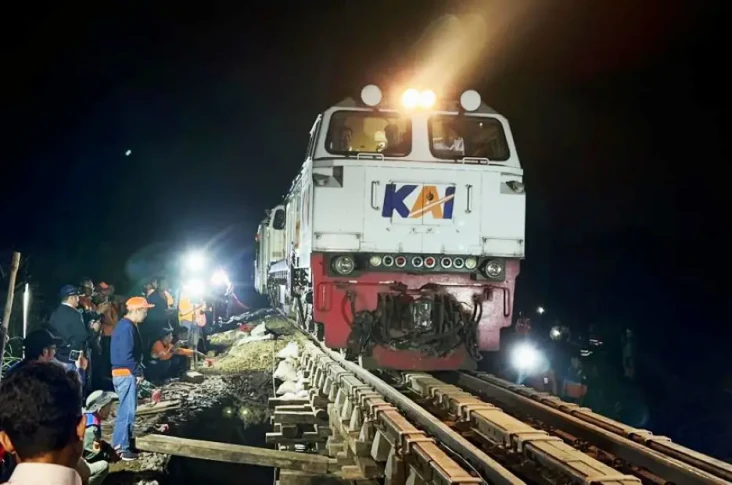 KA Pangrango Kembali...