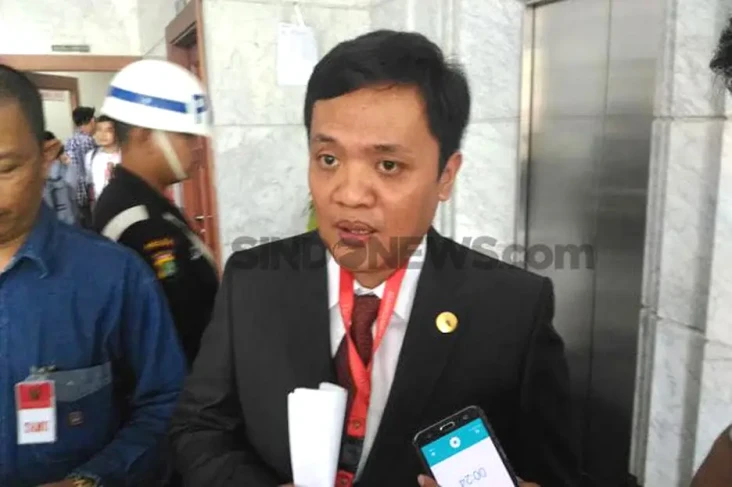 Habiburokhman Bakal...