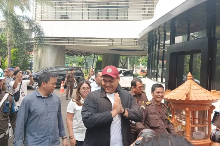 Menpora Diperiksa Kejagung...