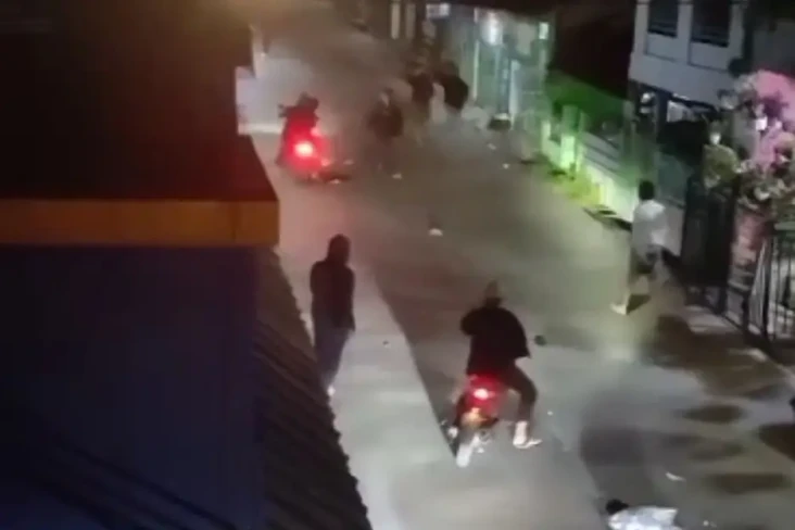 Viral Video Penyerangan...
