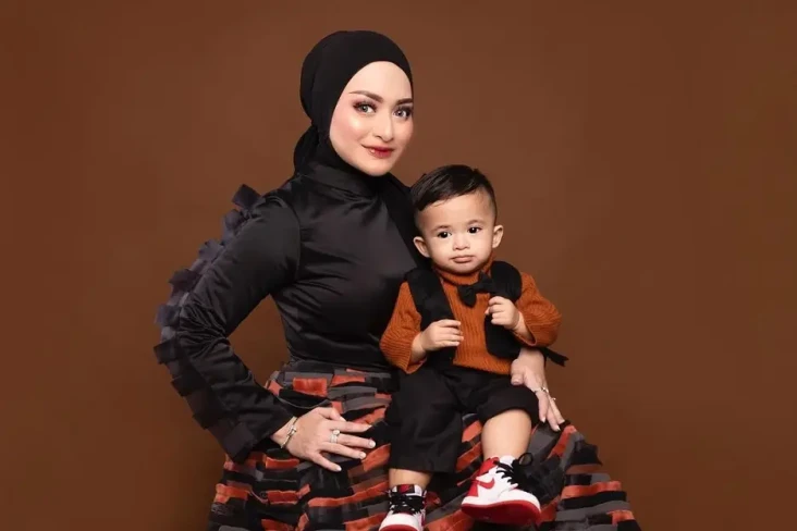 Adzam Sudah Pulang dari...