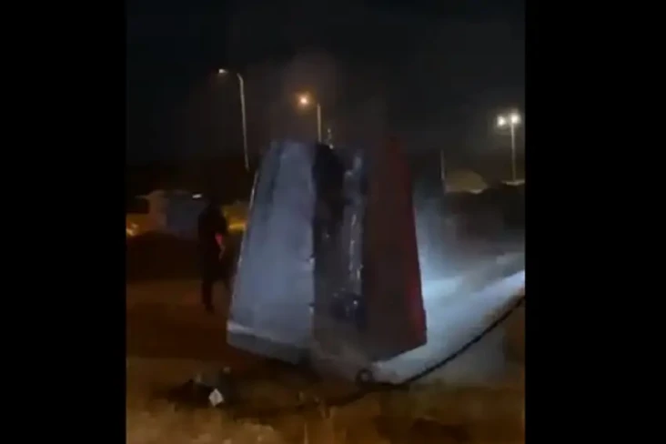 Jet Tempur Israel Bombardir...