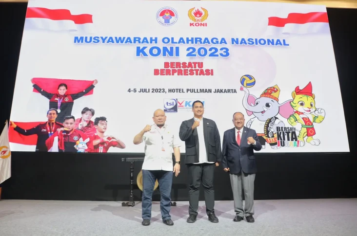 Buka Musornas KONI,...