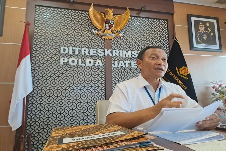 Putus Cinta dengan Wanita...