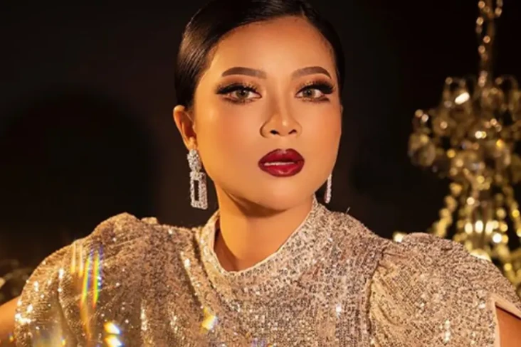 4 Artis Indonesia yang...